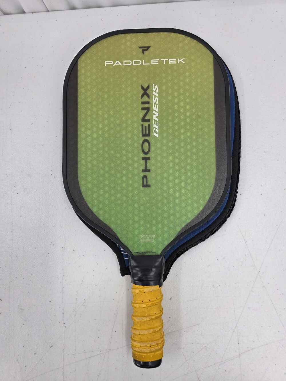 Paddletek Phoenix Genesis‎ Pickleball Paddle With Soft Case Green.